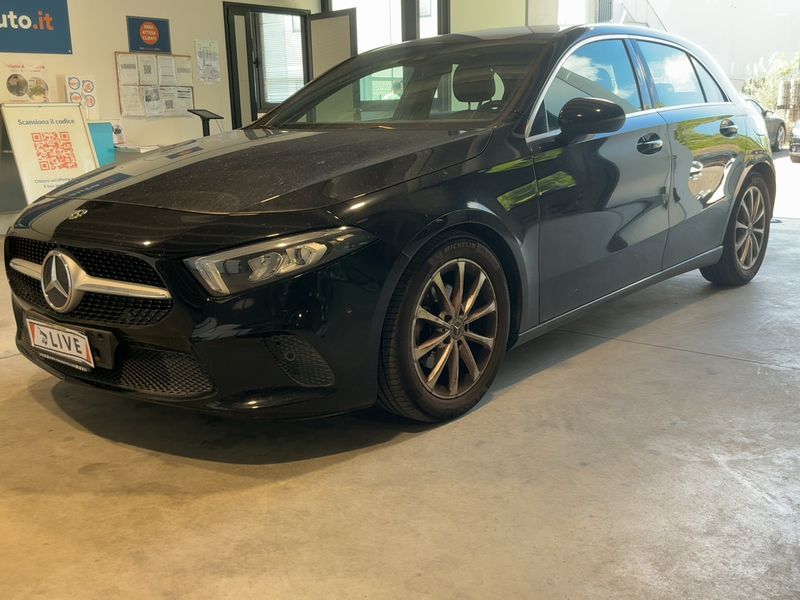 Mercedes-Benz A-Klasse A 180 d 2020 – снимка 1