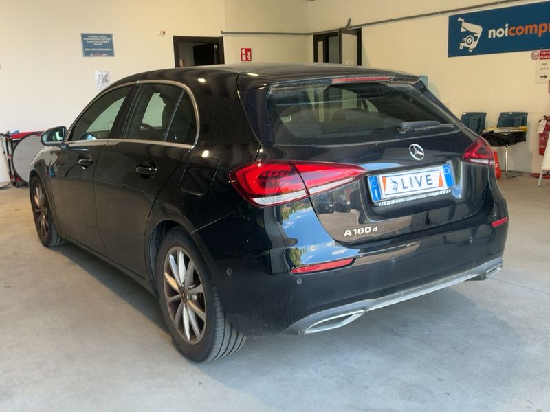Mercedes-Benz A-Klasse A 180 d 2020 – снимка 6