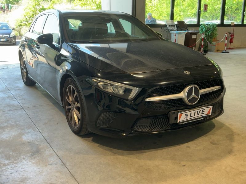 Mercedes-Benz A-Klasse A 180 d 2020 – снимка 12