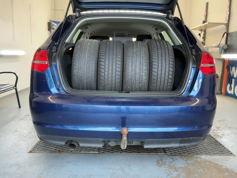 Audi A3 Sportback 1.6 TDI Attraction 2012 – снимка 16
