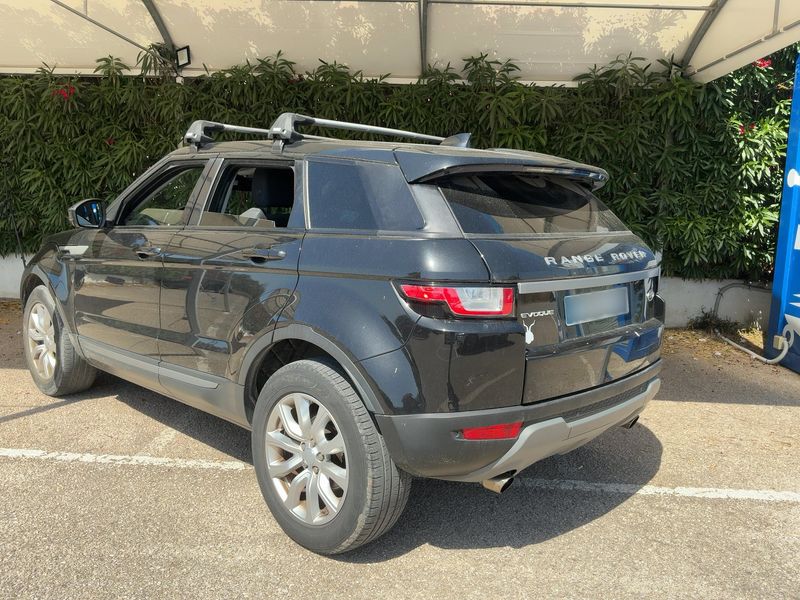 Land Rover Evoque 2.0 Td4 Pure 2017 – снимка 6