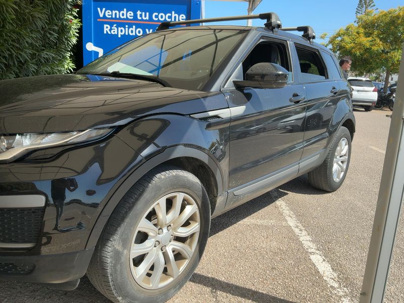 Land Rover Evoque 2.0 Td4 Pure 2017 – снимка 2