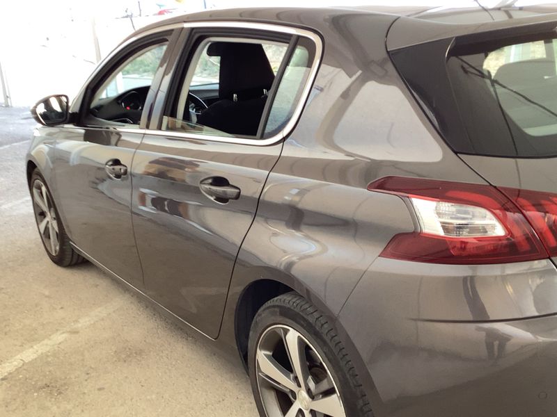 Peugeot 308 1.6 e-HDi Allure 2015 – снимка 6