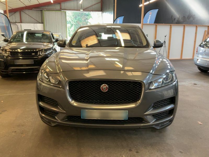 Jaguar F-Pace 20d Portfolio AWD 2016 – снимка 14
