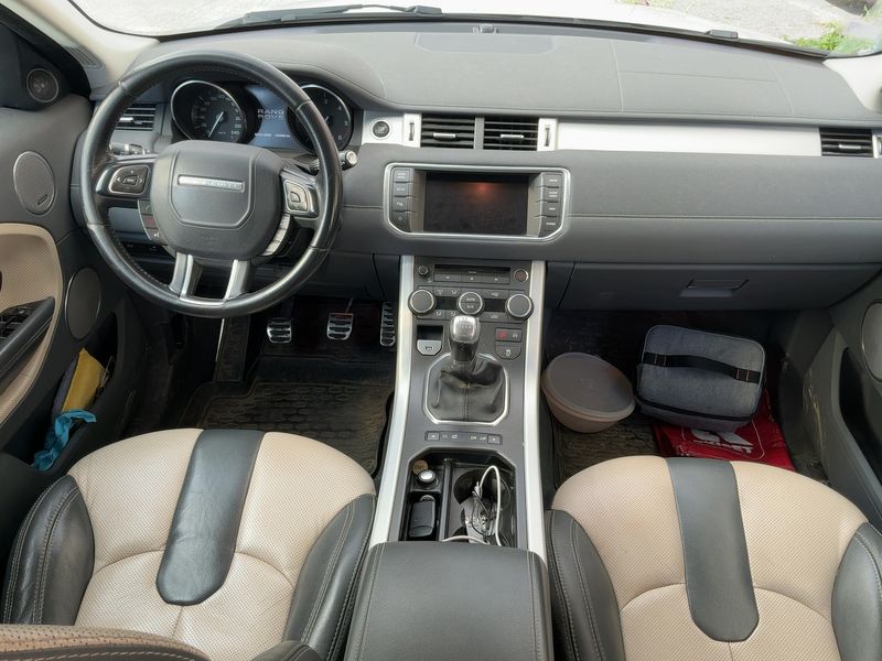Land Rover Evoque 2.2 Td4 Dynamic 2012 – снимка 17