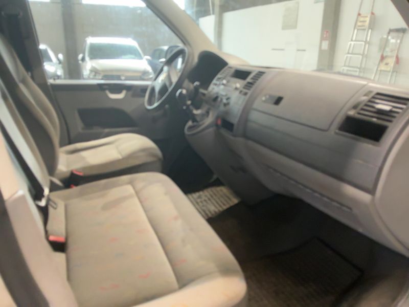 Volkswagen T5 Transporter 1.9 TDI Kasten 2007 – снимка 16
