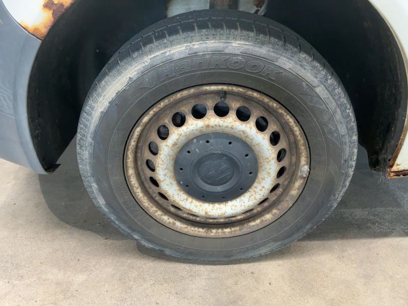 Volkswagen T5 Transporter 1.9 TDI Kasten 2007 – снимка 3