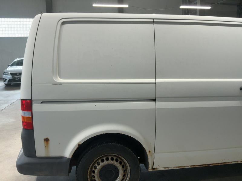 Volkswagen T5 Transporter 1.9 TDI Kasten 2007 – снимка 8