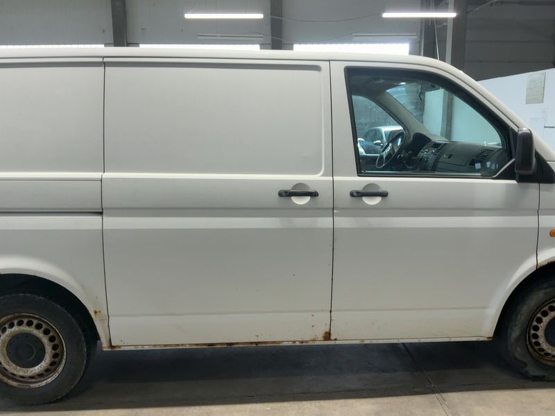 Volkswagen T5 Transporter 1.9 TDI Kasten 2007 – снимка 10
