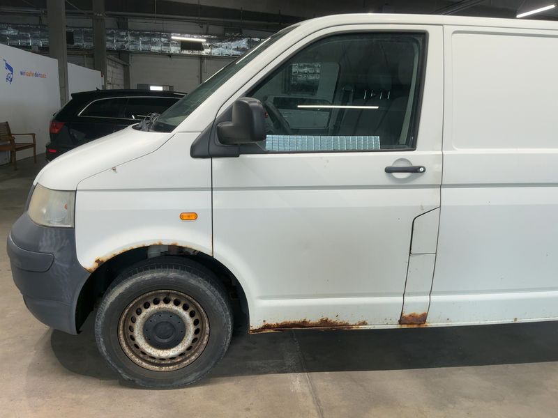 Volkswagen T5 Transporter 1.9 TDI Kasten 2007 – снимка 2