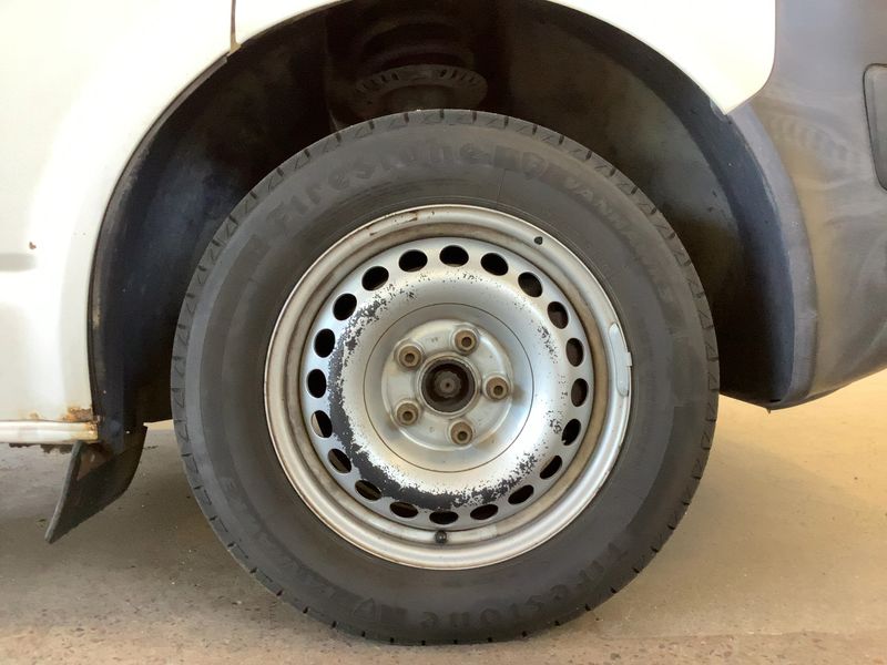 Volkswagen T5 Transporter 2.0 TDI Kasten lang 2014 – снимка 11