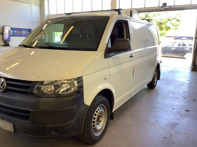 Volkswagen T5 Transporter 2.0 TDI Kasten lang 2014 – снимка 2