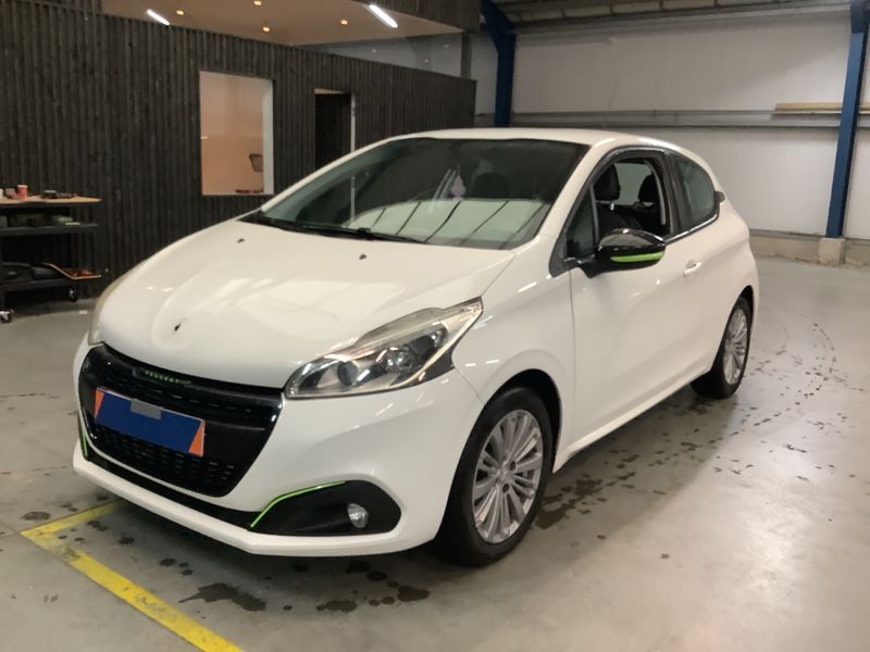Peugeot 208 1.2 e-VTi Active 2015 – снимка 1