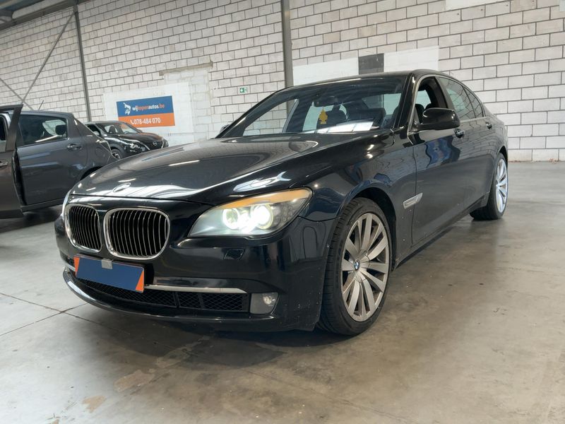 BMW 7er 740i 2010 – снимка 1