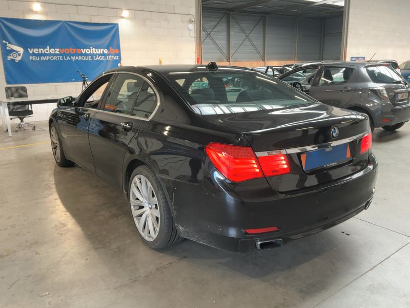 BMW 7er 740i 2010 – снимка 6