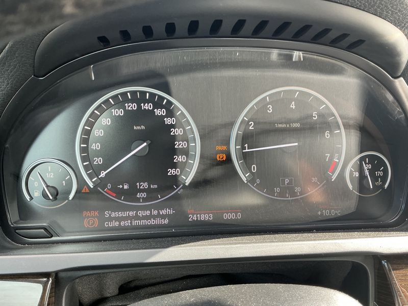 BMW 7er 740i 2010 – снимка 34