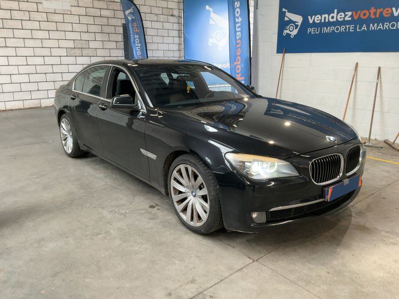 BMW 7er 740i 2010 – снимка 12