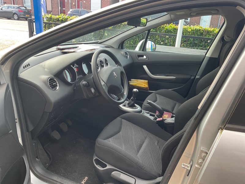 Peugeot 308 1.6 Confort Pack 2009 – снимка 3