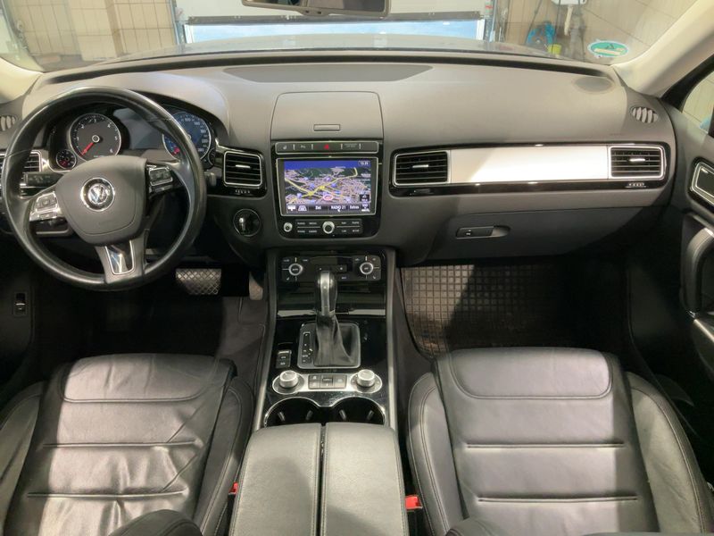 Volkswagen Touareg 3.0 V6 TDI BlueMotion Tech 2016 – снимка 18