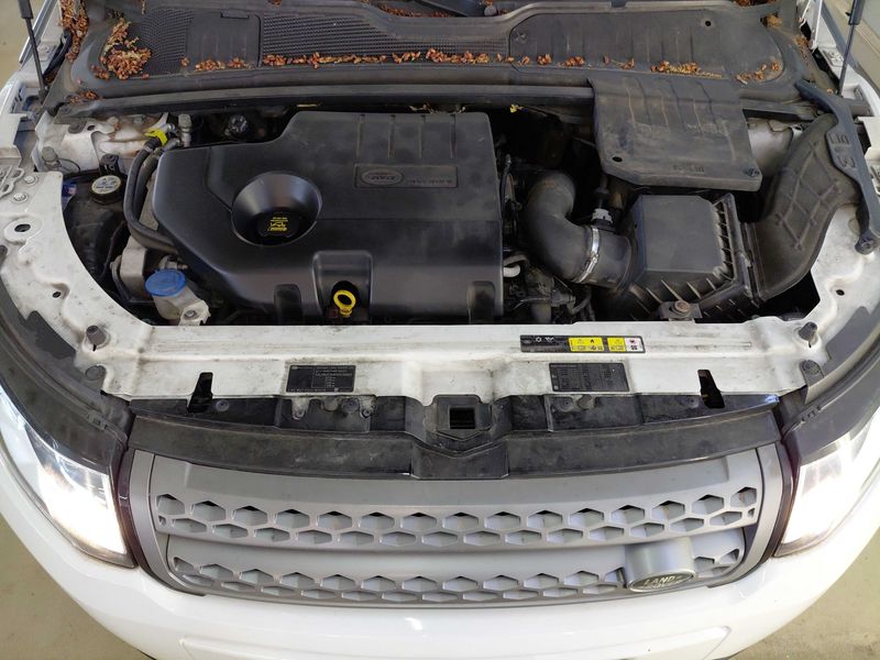 Land Rover Evoque 2.0 Td4 Pure 2017 – снимка 8