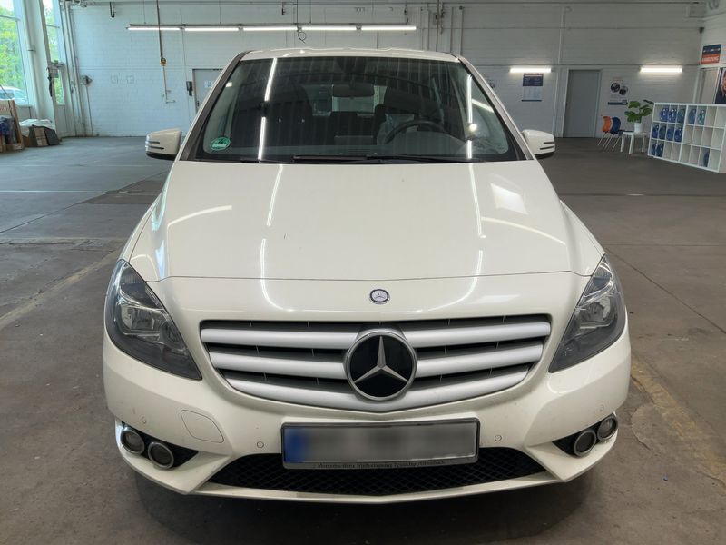 Mercedes-Benz B-Klasse B 180 CDI 2014 – снимка 14