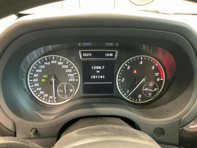 Mercedes-Benz B-Klasse B 180 CDI 2014 – снимка 18