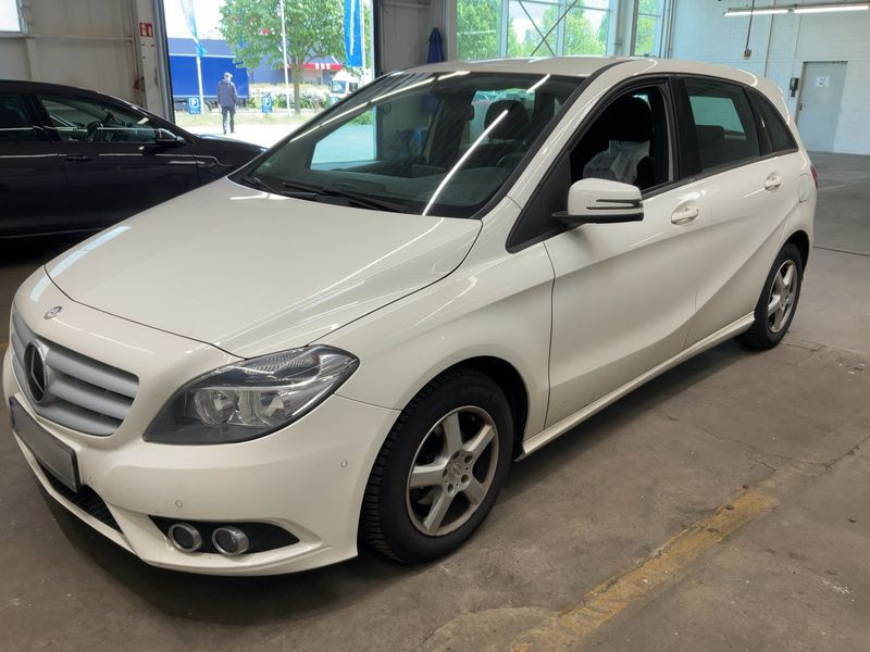 Mercedes-Benz B-Klasse B 180 CDI 2014 – снимка 1