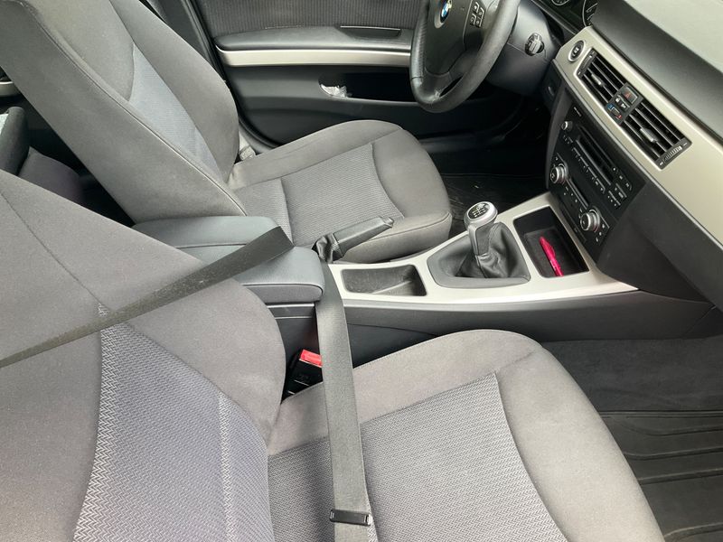 BMW 3er 318d 2012 – снимка 30