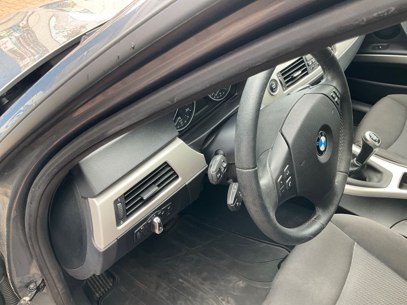 BMW 3er 318d 2012 – снимка 32