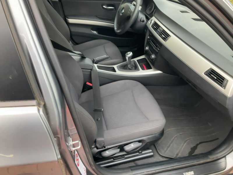 BMW 3er 318d 2012 – снимка 17
