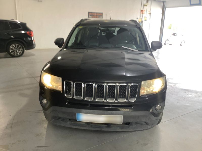 Jeep Compass 2.2 CRD Limited 4x4 2011 – снимка 14