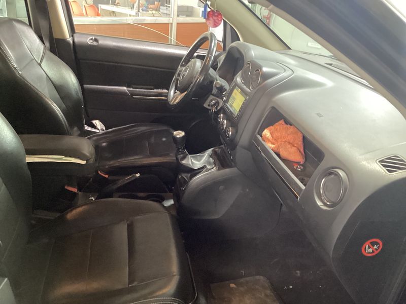 Jeep Compass 2.2 CRD Limited 4x4 2011 – снимка 16