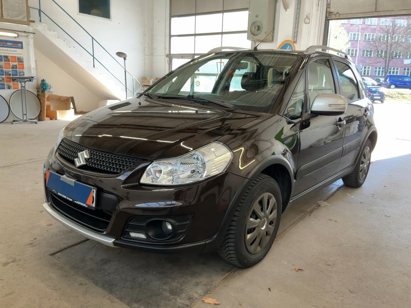 Suzuki SX4 1.6 Classic Style 4x4 2015 – снимка 1