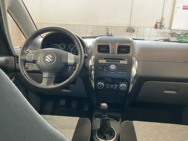 Suzuki SX4 1.6 Classic Style 4x4 2015 – снимка 18