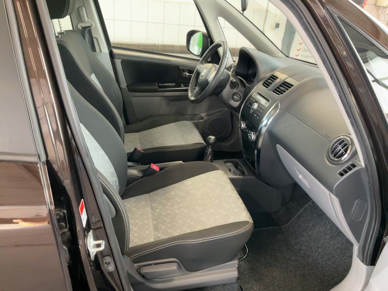 Suzuki SX4 1.6 Classic Style 4x4 2015 – снимка 17