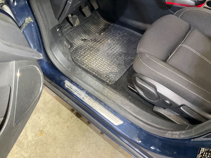 Opel Astra 1.4 Turbo Innovation 2011 – снимка 25