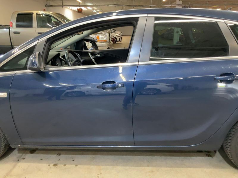 Opel Astra 1.4 Turbo Innovation 2011 – снимка 4