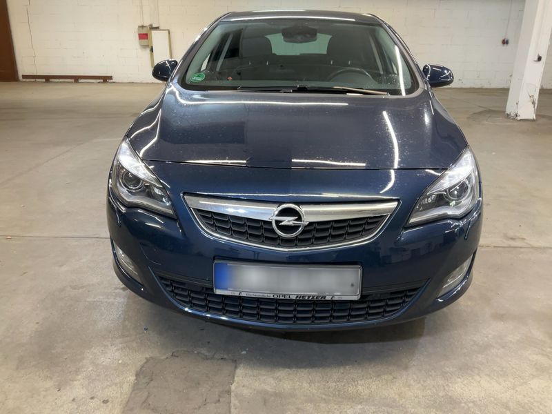 Opel Astra 1.4 Turbo Innovation 2011 – снимка 14