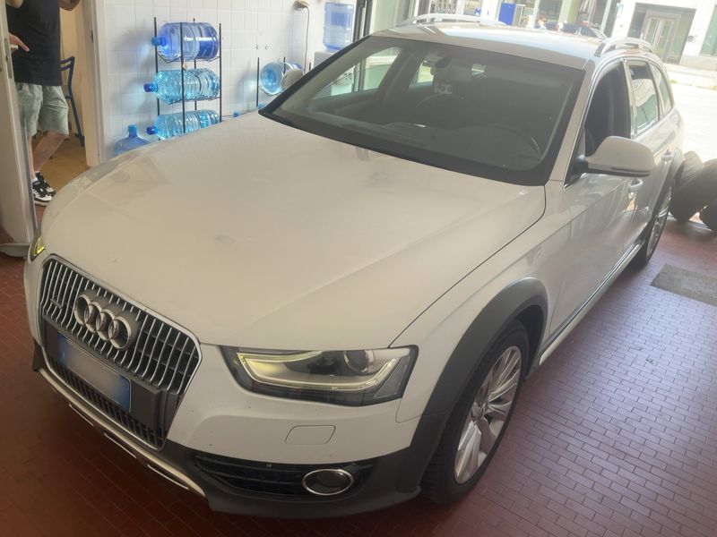 Audi A4 Allroad 2.0 TDI 2015 – снимка 1
