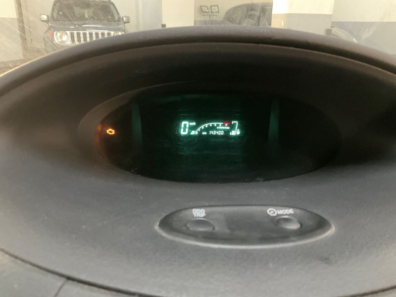 Toyota Yaris 1.0 VVT-i 2005 – снимка 4