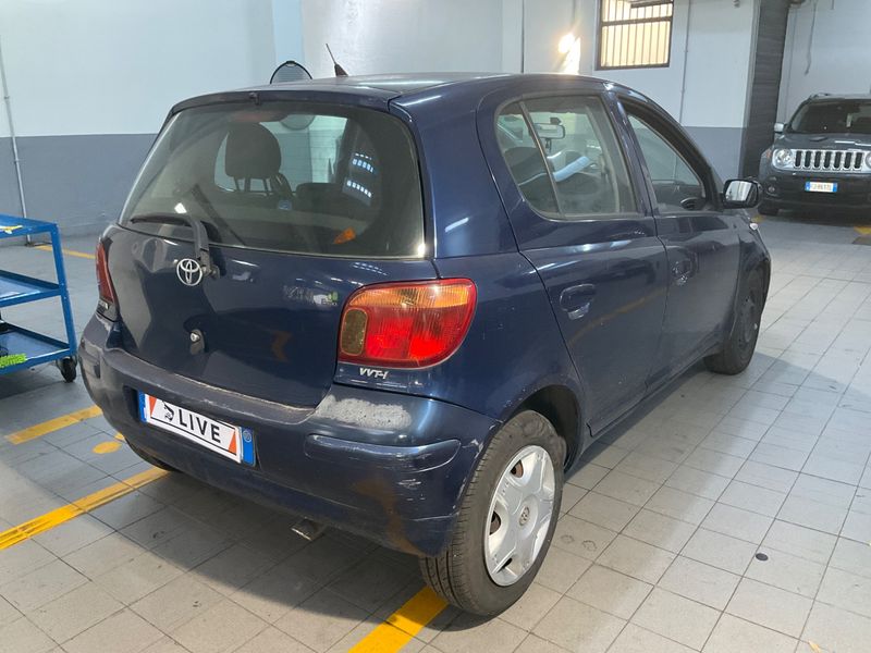 Toyota Yaris 1.0 VVT-i 2005 – снимка 2