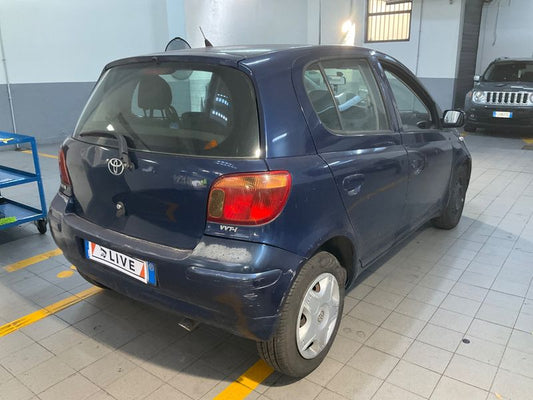 Toyota Yaris 1.0 VVT-i 2005 – снимка 2