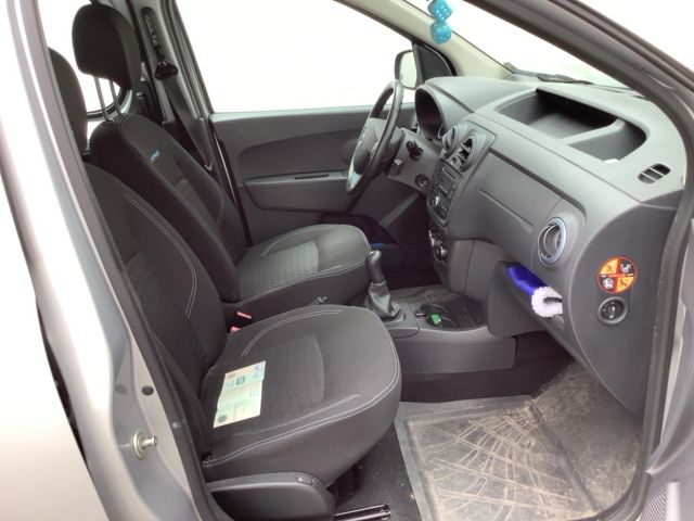 Dacia Dokker 1.5 dCi Diesel Stepway 2016 – снимка 17