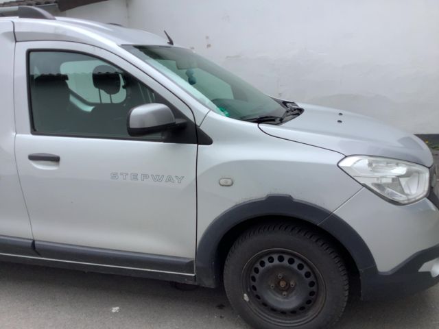 Dacia Dokker 1.5 dCi Diesel Stepway 2016 – снимка 12