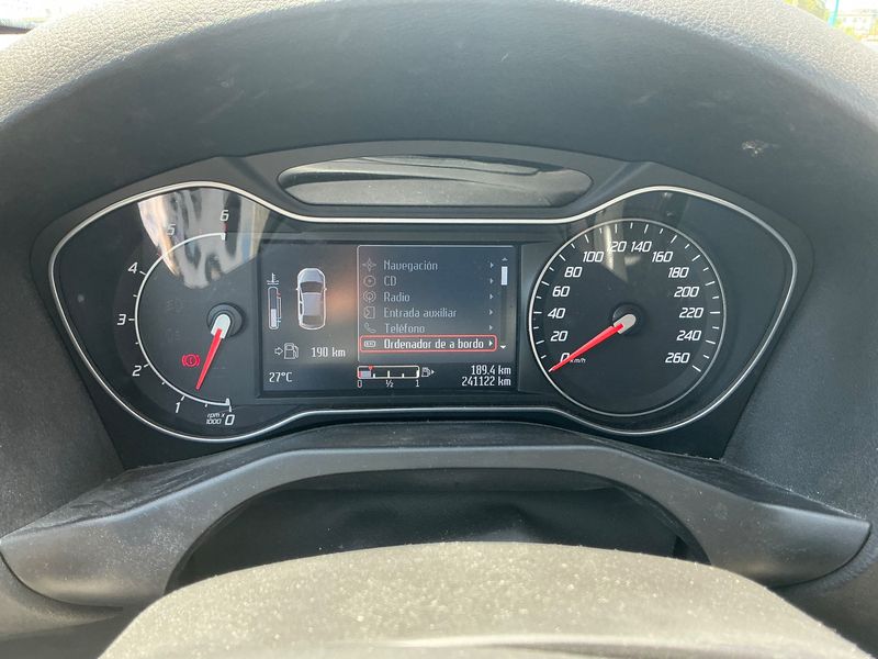 Ford Mondeo 2.0 TDCi Limited Edition 2013 – снимка 18