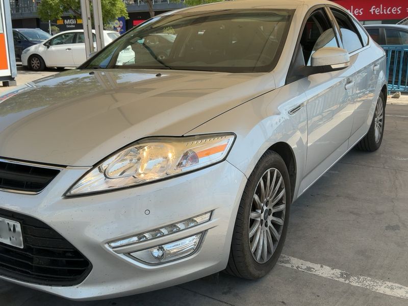 Ford Mondeo 2.0 TDCi Limited Edition 2013 – снимка 2