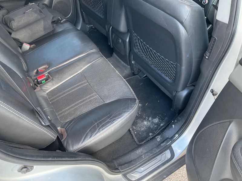 Kia Sorento 2.2 CRDi Vision 4WD 2011 – снимка 24