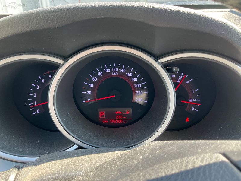 Kia Sorento 2.2 CRDi Vision 4WD 2011 – снимка 18