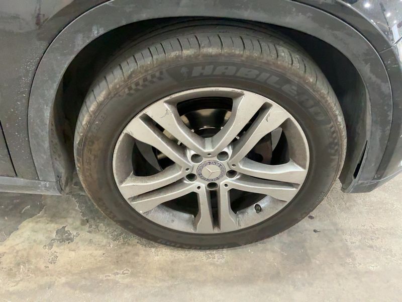 Mercedes-Benz GLA-Klasse GLA 200 d 4Matic Sport 2015 – снимка 11