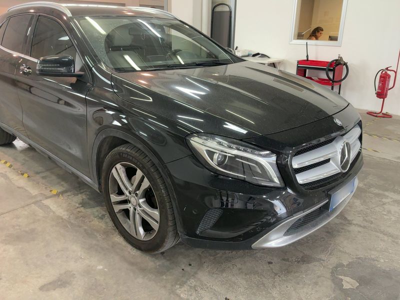Mercedes-Benz GLA-Klasse GLA 200 d 4Matic Sport 2015 – снимка 12